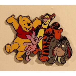 Disney Winnie The Pooh & Friends Official Pin Trading 2007 Pre-owned. (A1)